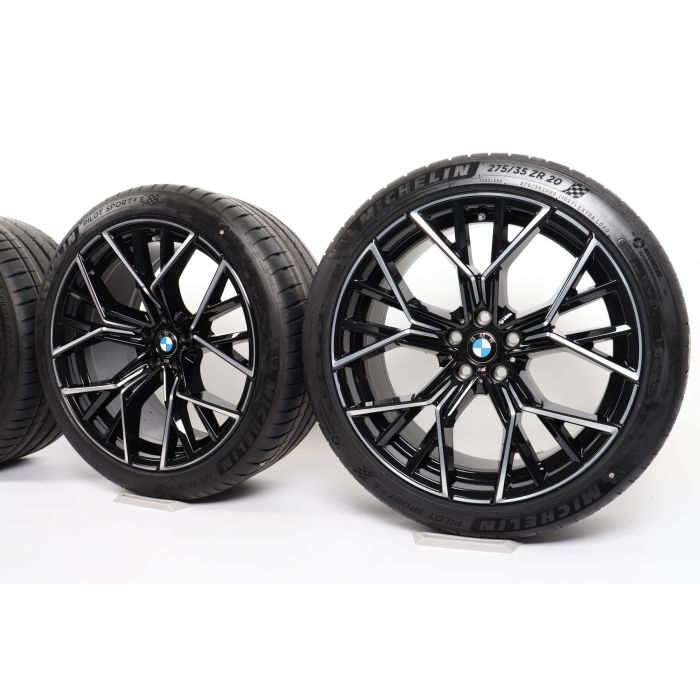 BMW Velgen met Zomerbanden M8 F91 F92 F93 20 Inch Styling 811 Sternspeiche main product photo