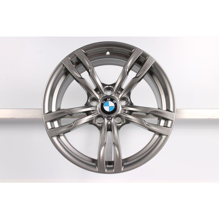 1x ORIGINAL BMW 3er F30 F31 / 4er F32 F33 F36 18 Zoll Alufelge 44