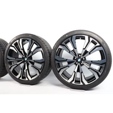 BMW Sommerkompletträder X7 G07 23 Zoll Styling 914 Individual V-Speiche