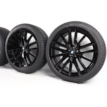 BMW Velgen met Winterbanden X5 G05 X6 G06 22 Inch Styling 742 M Doppelspeiche