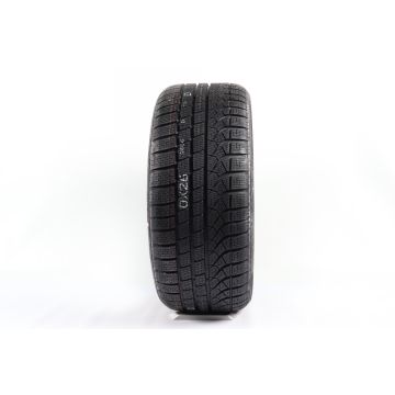 1x Pirelli P Zero Winterreifen 255/40 R19 100V 