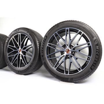 Porsche Velgen met Winterbanden Cayenne Coupé E3 II 21 Inch "RS Spyder Design"