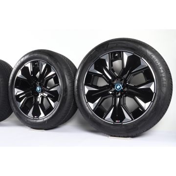 BMW Velgen met Winterbanden iX i20 21 Inch Styling 1024 M Aerodynamik