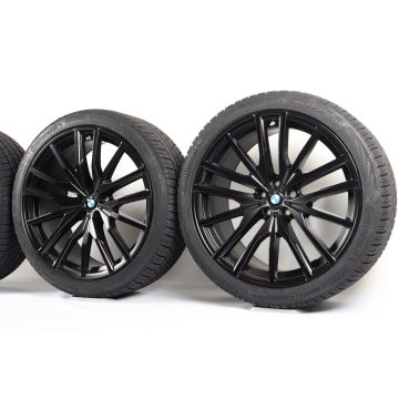 BMW Velgen met Winterbanden X5 G05 X6 G06 22 Inch Styling 742 M Doppelspeiche