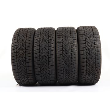 4x Dunlop SP Winter Sport 4D Winterreifen 205/45 R17 88V (*)