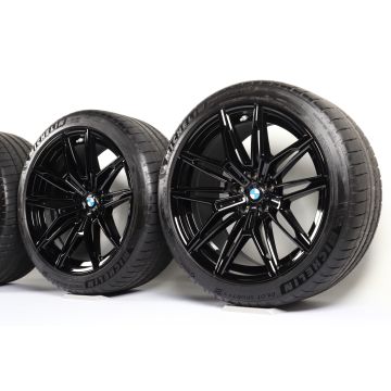 BMW Velgen met Zomerbanden M2 G87 M3 G80 G81 M4 G82 G83 19 Inch 20 Inch Styling 930 M Doppelspeiche