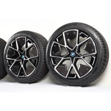 BMW Velgen met Winterbanden iX i20 22 Inch Styling M Performance 1022 Aerodynamik