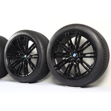 BMW Velgen met Winterbanden M2 G87 M3 G80 G81 M4 G82 G83 19 Inch Styling 829 M Doppelspeiche