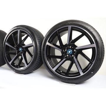 BMW Winterkompletträder iX3 NA5 iX4 NA7 21 Zoll Styling 1050 M Sternspeiche
