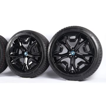 BMW Velgen met Winterbanden iX i20 22 Inch Styling 1020 Aerodynamik