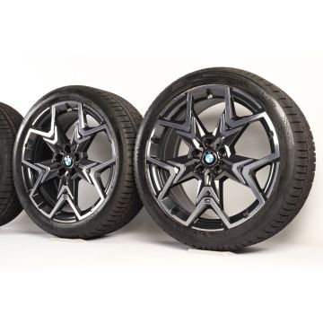 BMW Velgen met Winterbanden X1 U11 iX1 U11 X2 U10 iX2 U10 20 Inch Styling 873 M V-Speiche