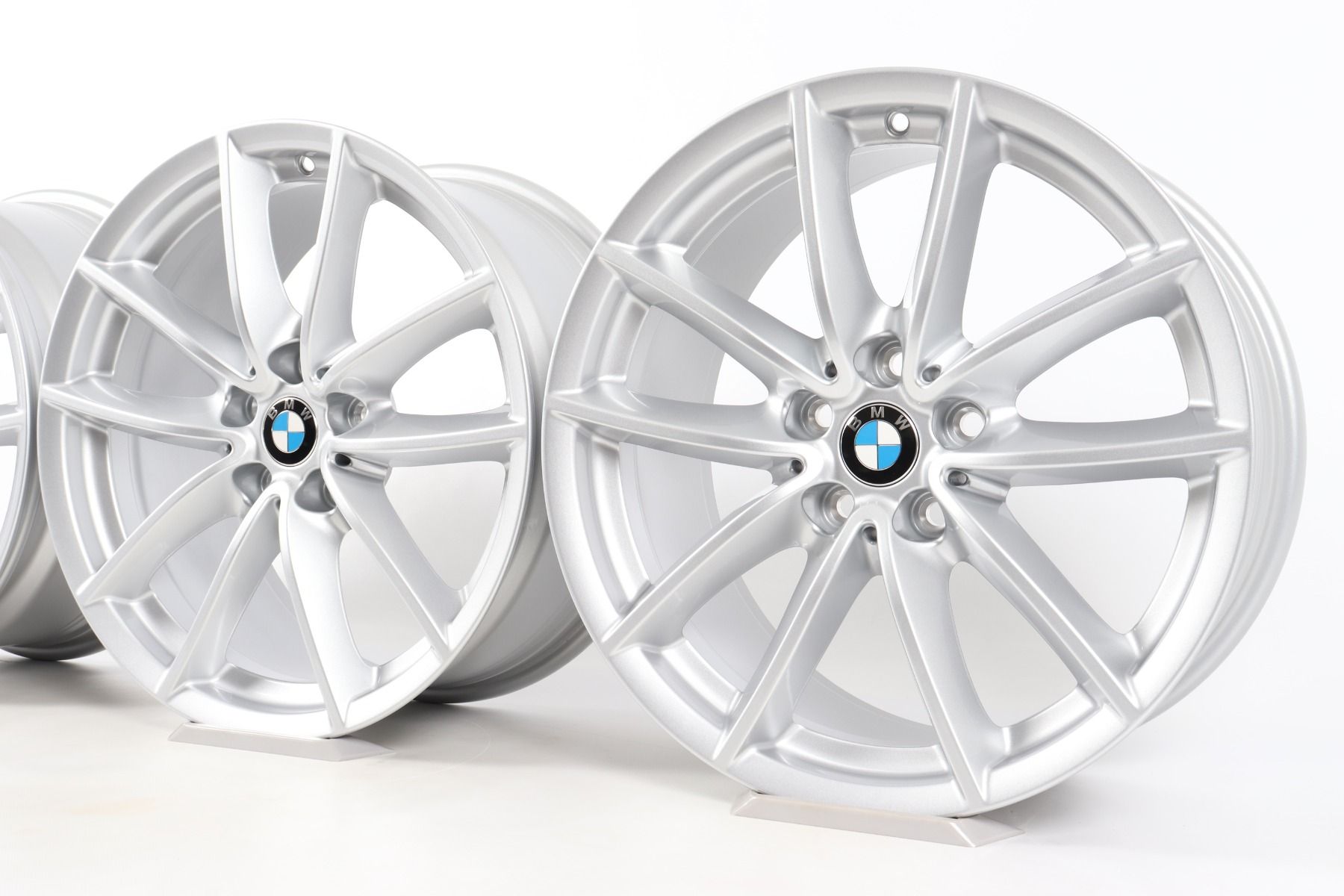 4x BMW Alufelgen X3 G01 X4 G02 18 Zoll Styling 618