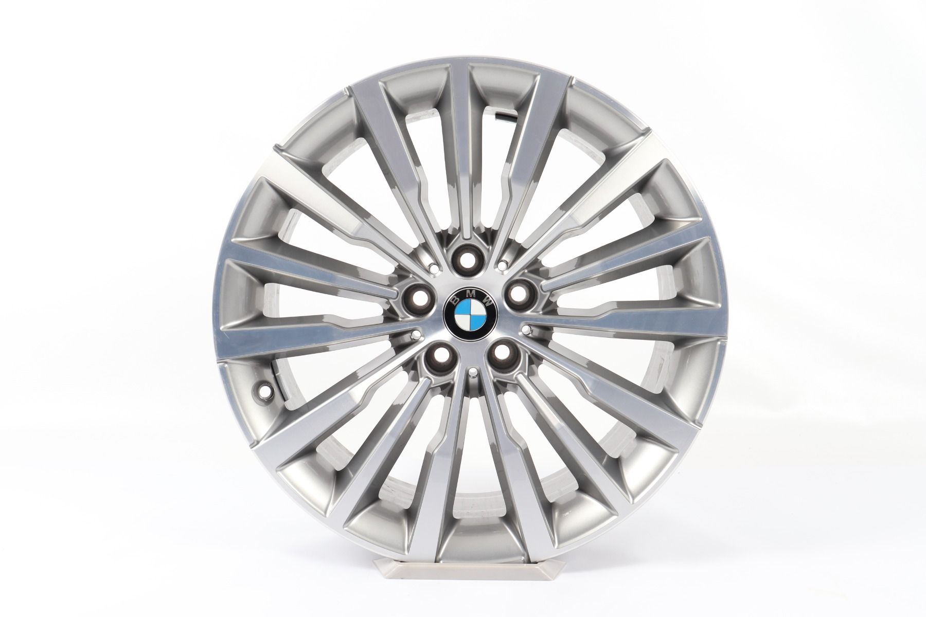 1x Vorderachse BMW Alufelge 8er G14 G15 G16 19 Zoll Styling 731 W-Speiche