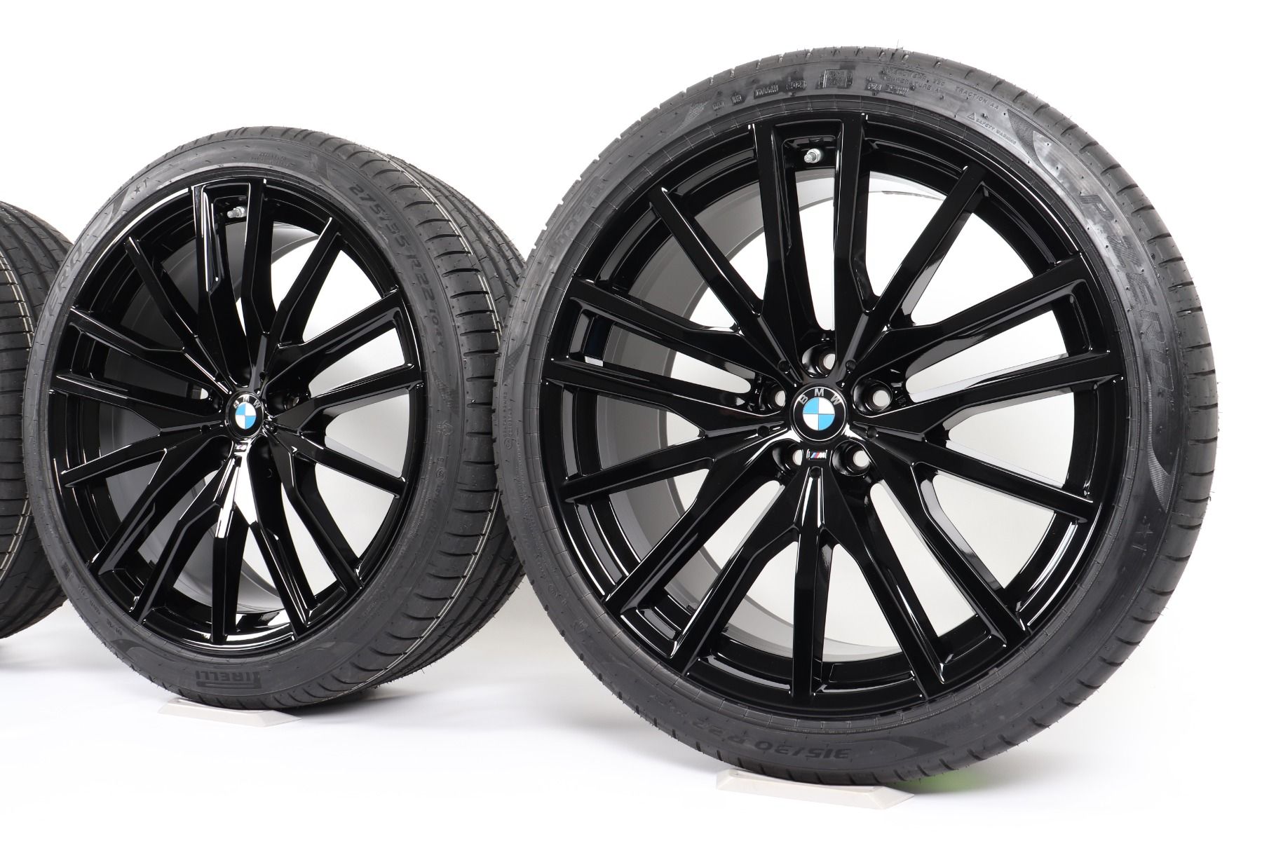 BMW Sommerkompletträder X5 G05 X6 G06 22 Zoll Styling 742 M Doppelspeiche