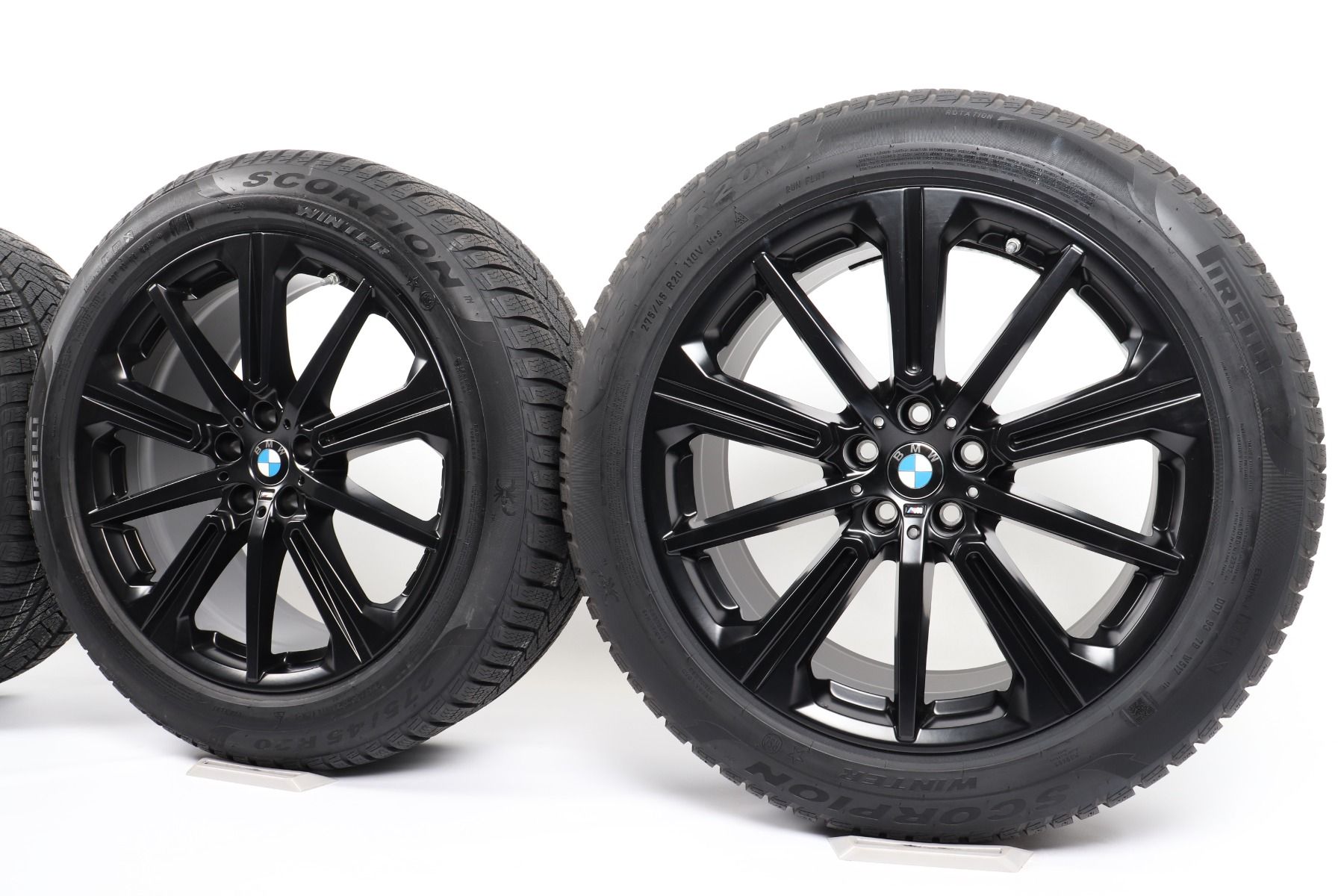 BMW Winterkompletträder X5 G05 X6 G06 20 Zoll Styling 748 M Sternspeiche