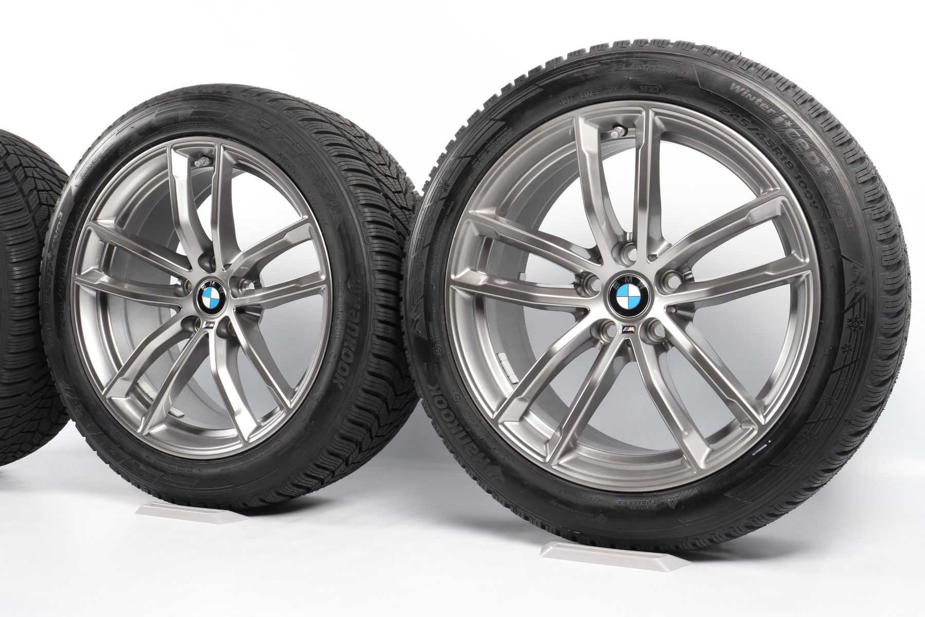 BMW Winterkompletträder 5er G30 G31 18 Zoll Styling 662 M Doppelspeiche