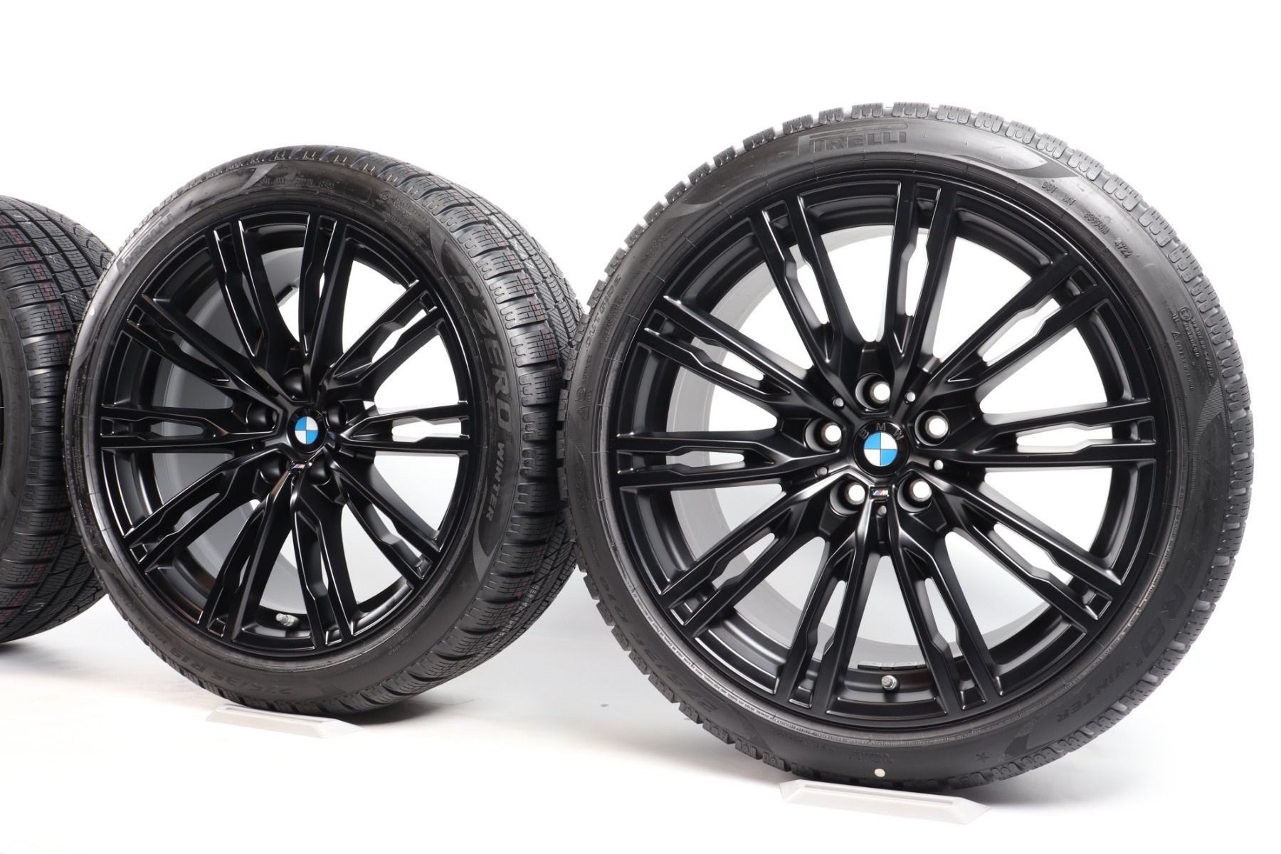 BMW Winterkompletträder M2 G87 M3 G80 G81 M4 G82 G83 19 Zoll Styling 829 M Doppelspeiche