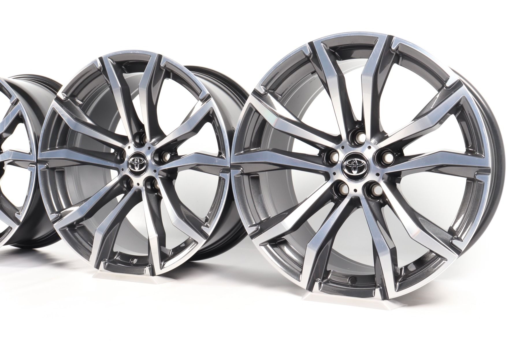 4x Toyota Alufelgen Supra MK5 18 Zoll Styling 761 V-Speiche
