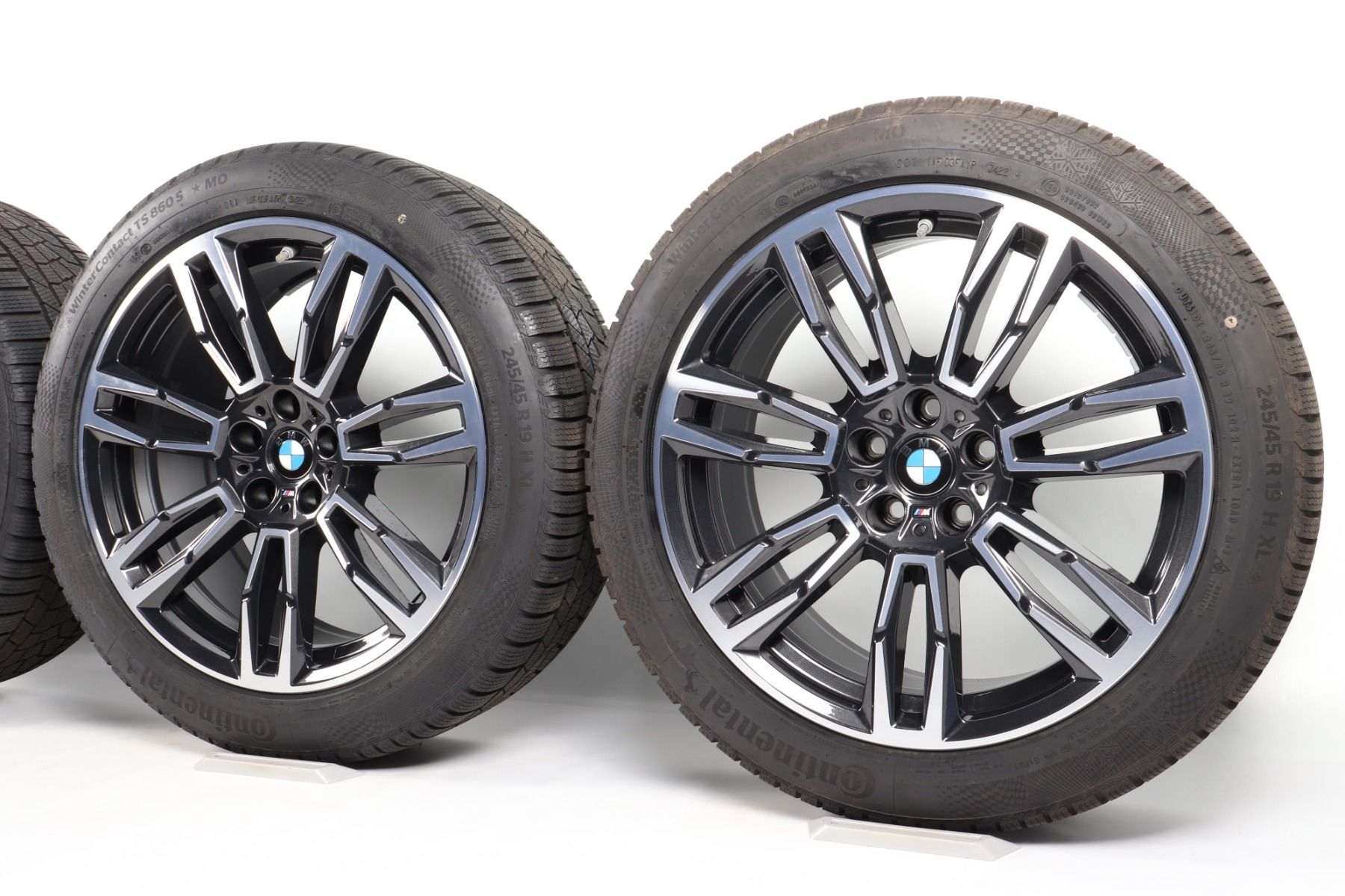 BMW Winterkompletträder 5er G60 G61 i5 G60 19 Zoll Styling 935 M Doppelspeiche