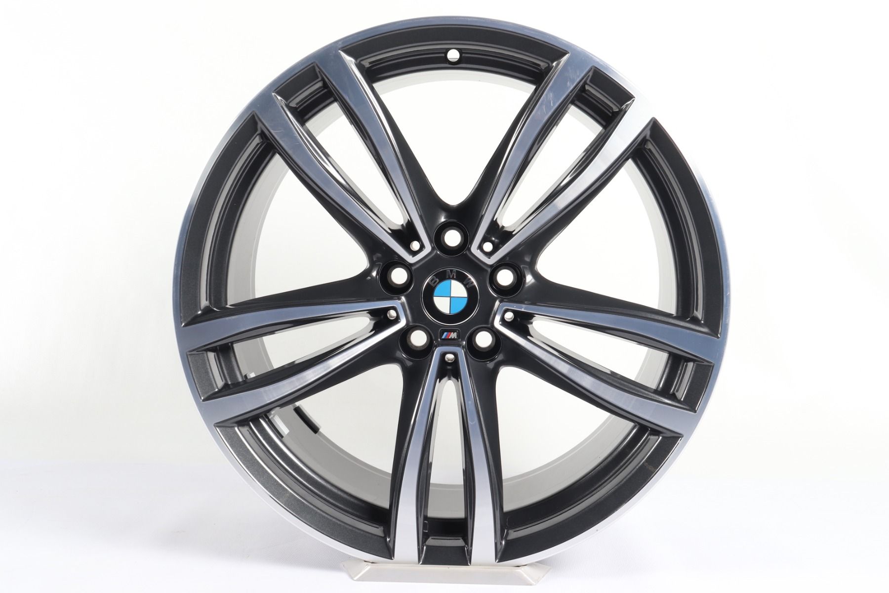 1x Vorderachse BMW Alufelge 6er G32 7er G11 G12 19 Zoll Styling 647 M Doppelspeiche
