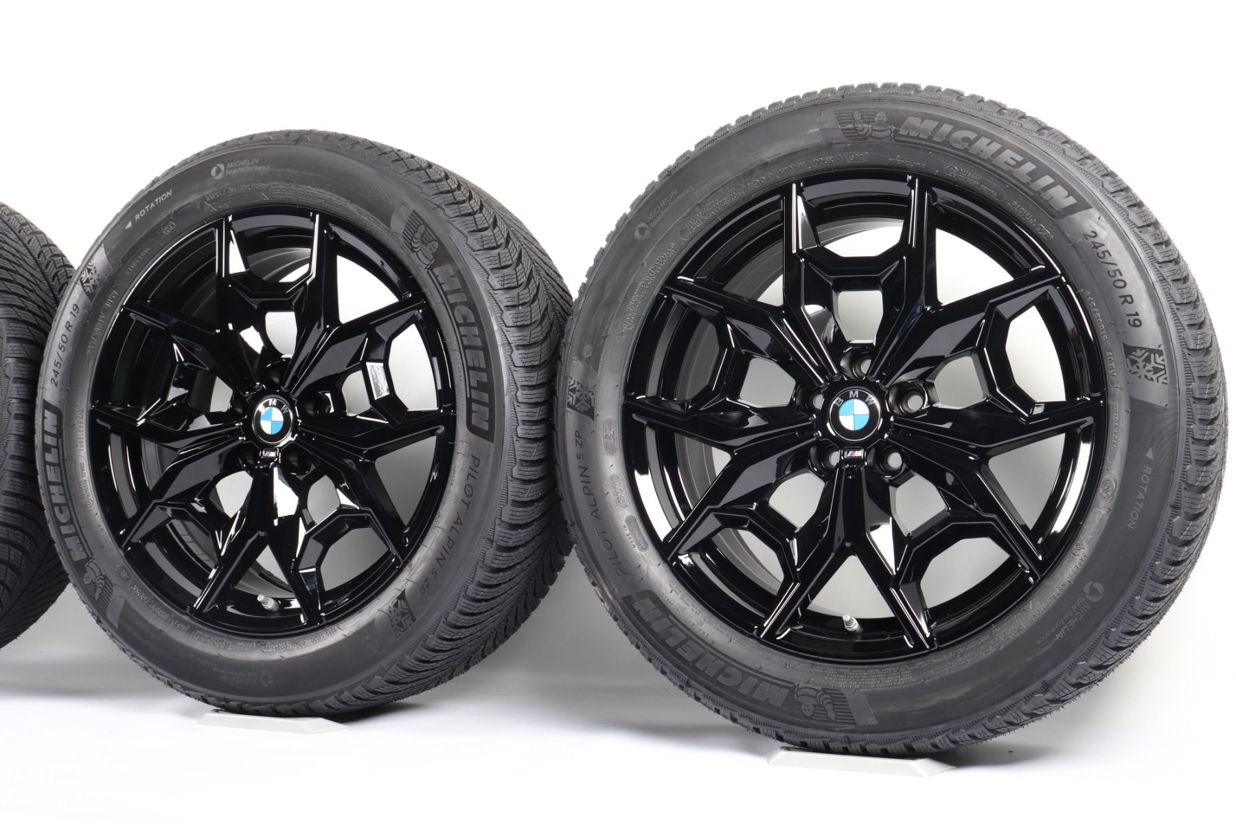 BMW Winterkompletträder X3 G01 X4 G02 19 Zoll Styling 887 M Y-Speiche