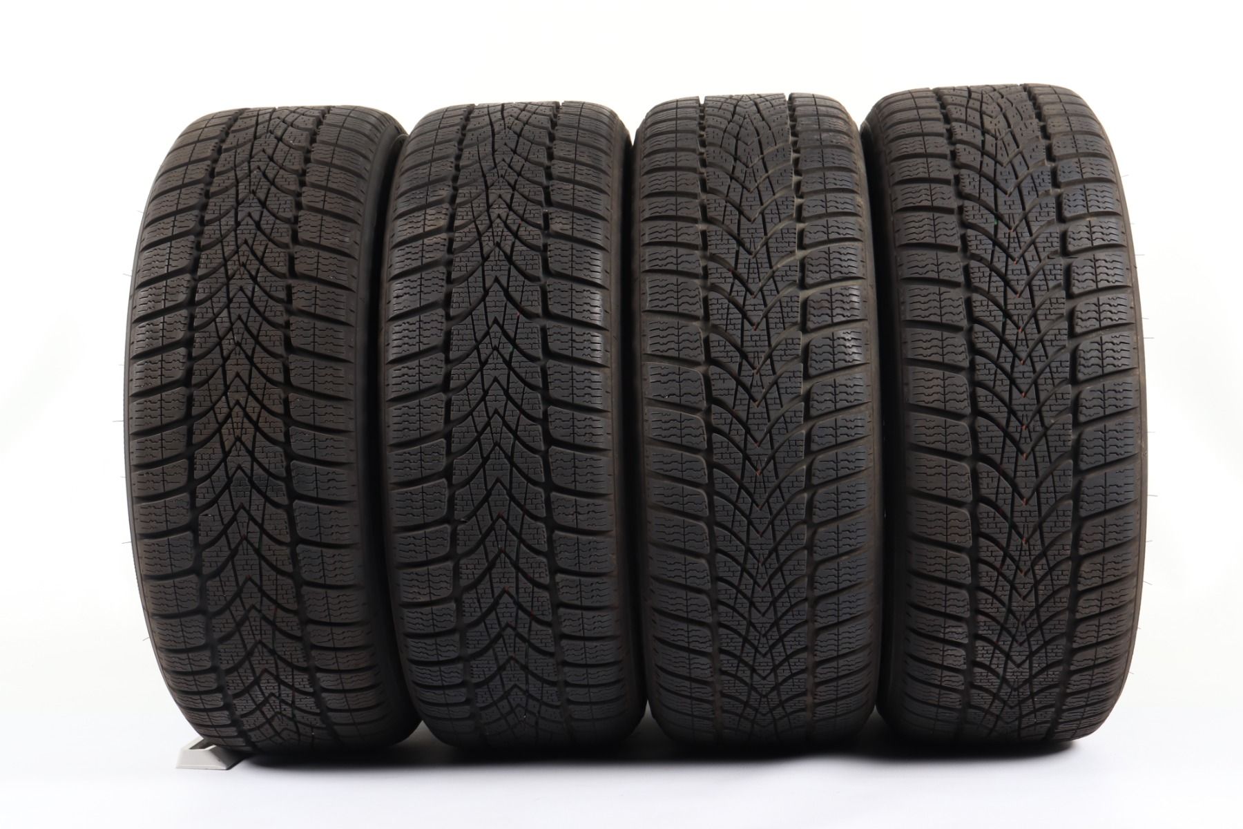 4x Dunlop SP Winter Sport 4D Winterreifen 205/45 R17 88V (*)