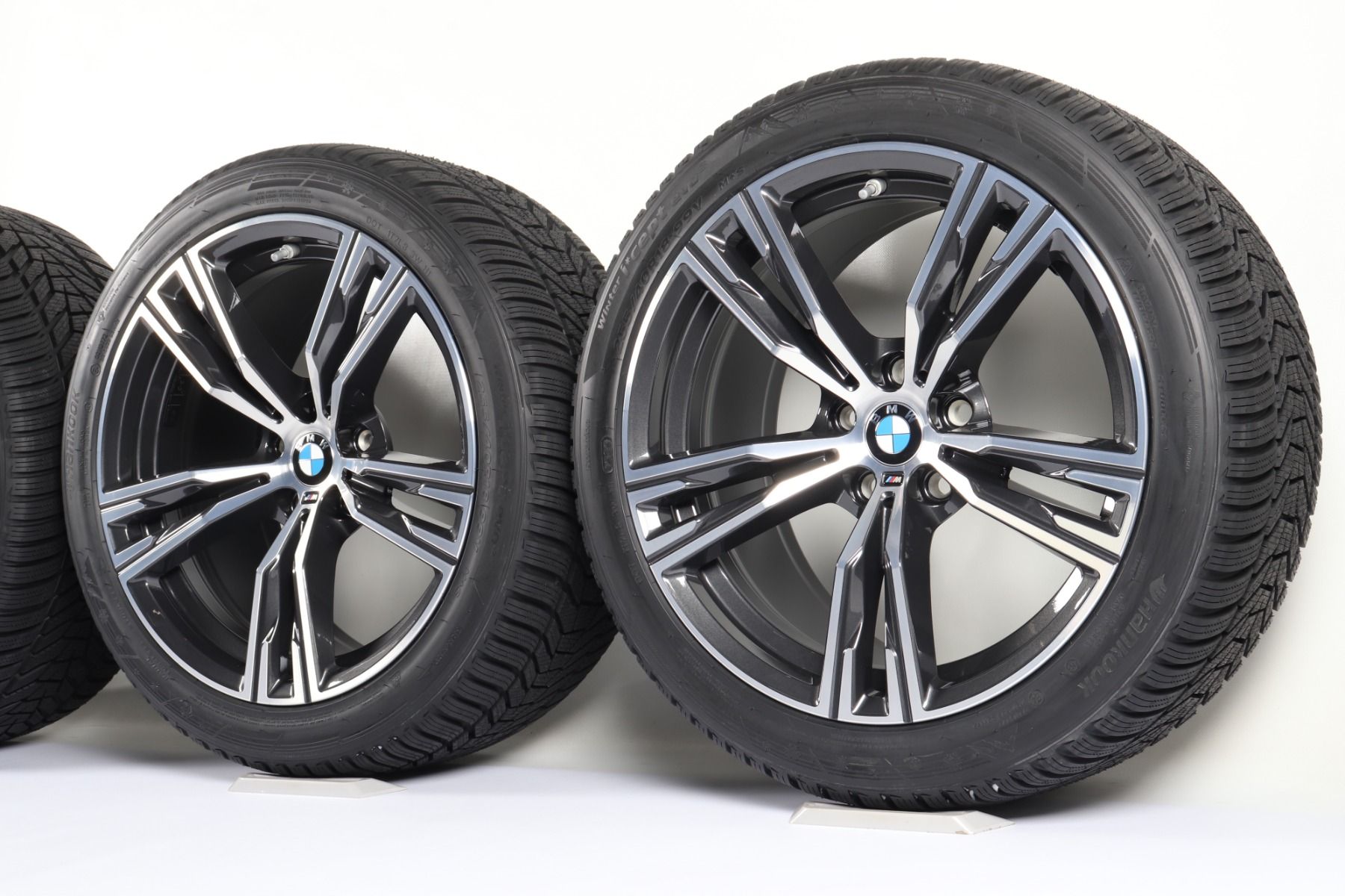 BMW Winterkompletträder Z4 G29 18 Zoll Styling 798 M Doppelspeiche