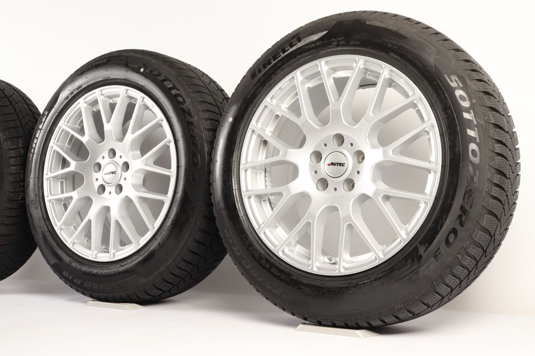 AUTEC Winterkompletträder für BMW X3 G45 18 Zoll Styling Nimah