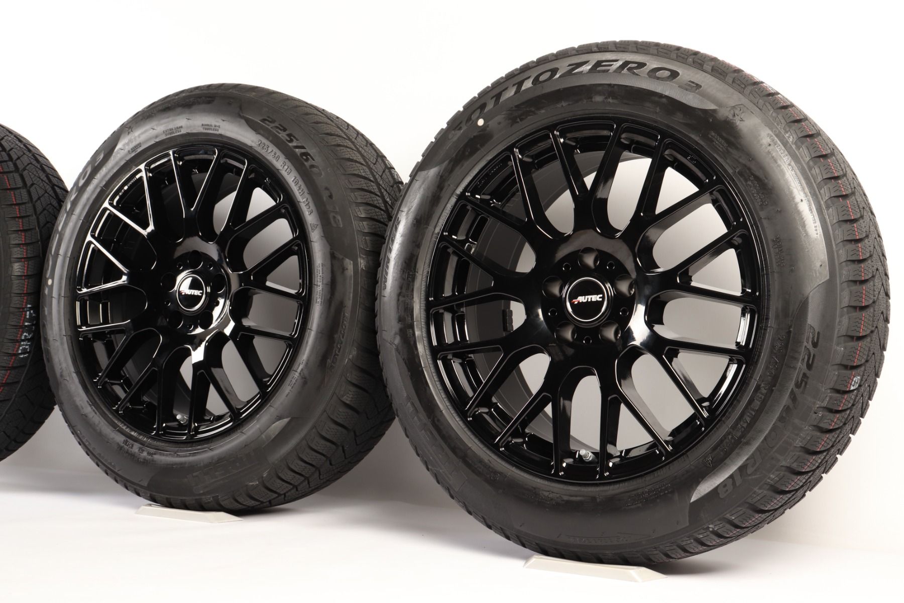 AUTEC Winterkompletträder für BMW X3 G45 18 Zoll Styling Nimah
