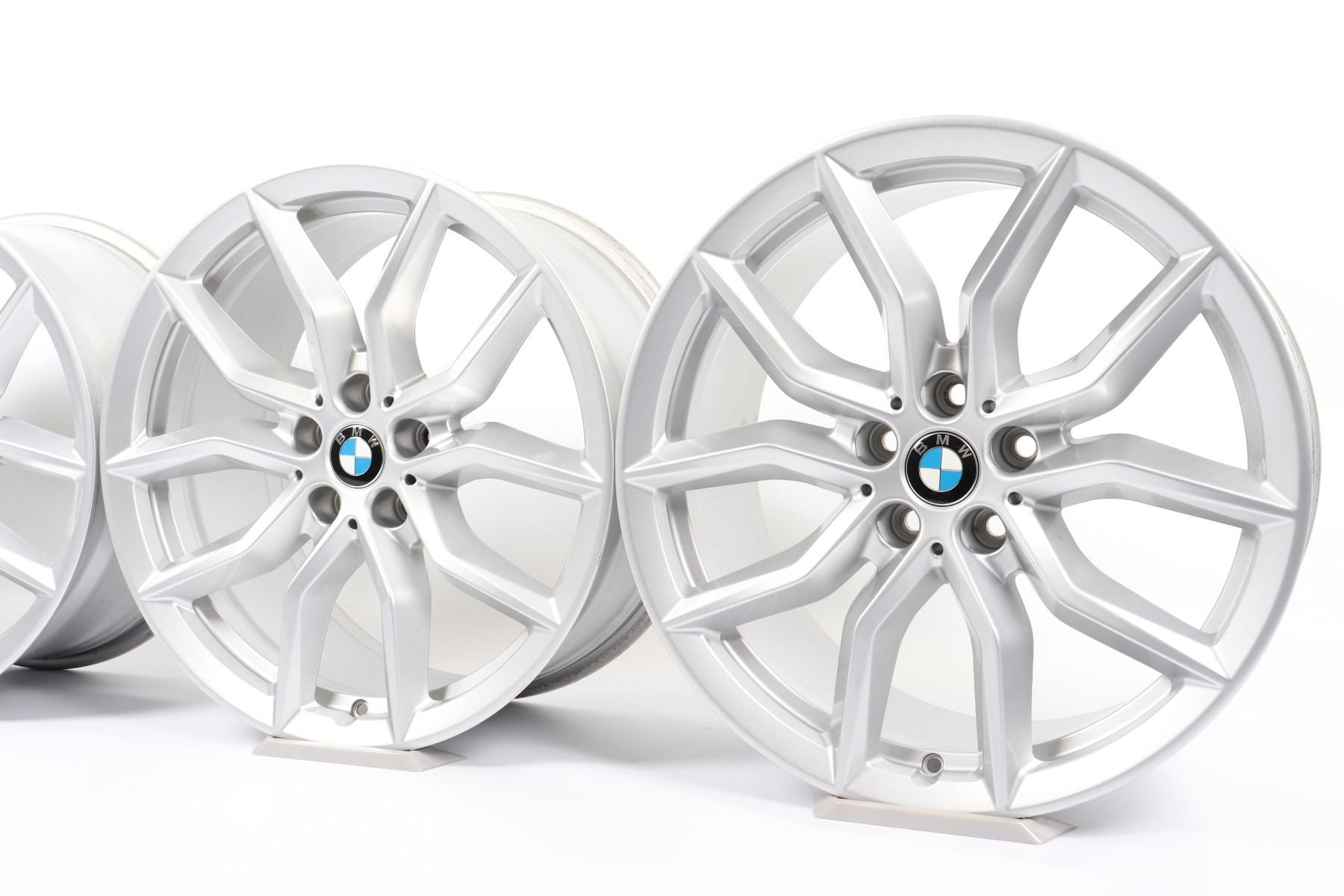 4x BMW Alufelgen X5 G05 X6 G06 19 Zoll Styling 734 V-Speiche