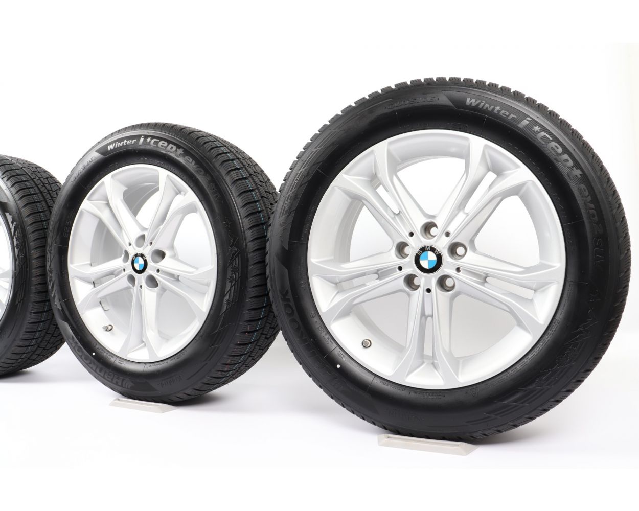 BMW Winter Wheels X3 G01 / X4 G02 18 Zoll V-spoke 618 silber