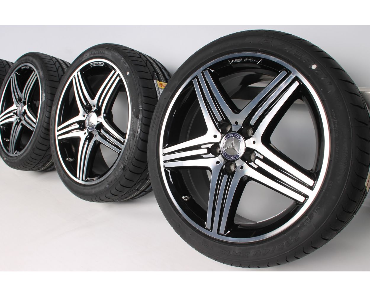 Original Mercedes Benz A Klasse Cla 18 Zoll Sommerradsatz Amg 5 Speiche Schwarz Glanzgedreht Original Mercedes Benz A Klasse Cla 18 Zoll Sommerradsatz Amg 5 Speiche Schwarz Glanzgedreht