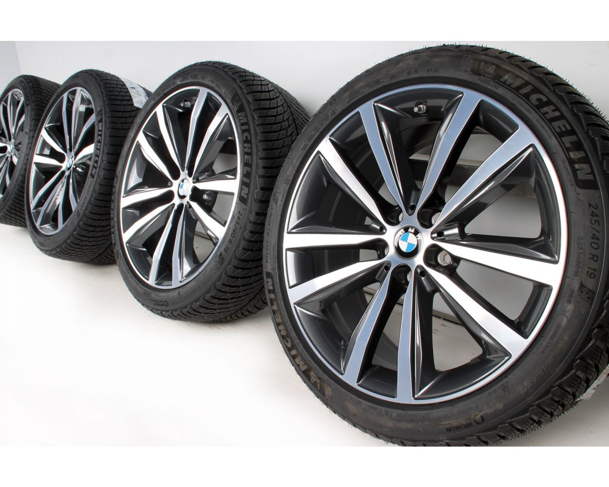 BMW Winter Wheels 5er G30 G31 18 Zoll 642 Vspoke RDC sil