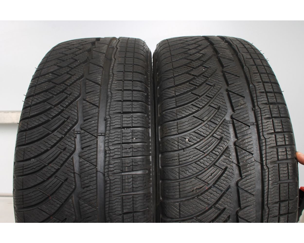 2x Michelin Pilot Alpin PA4 Winterreifen 245/45R19 102W 4718 7mm